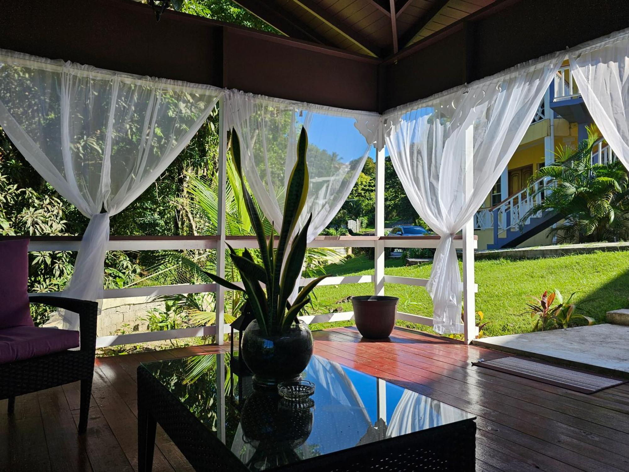 Royal Escape - 2 Apartment Anse La Raye Luaran gambar