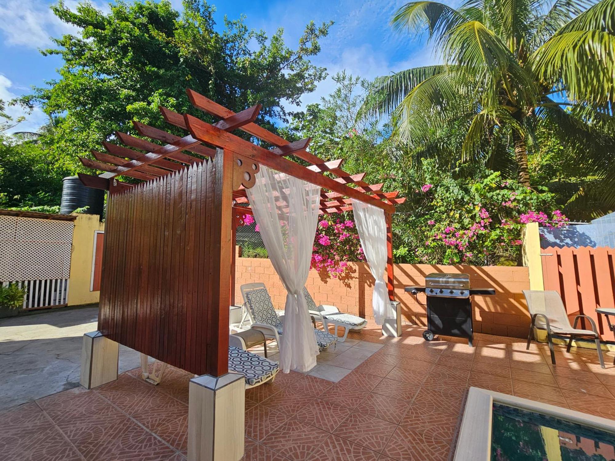 Royal Escape - 2 Apartment Anse La Raye Luaran gambar